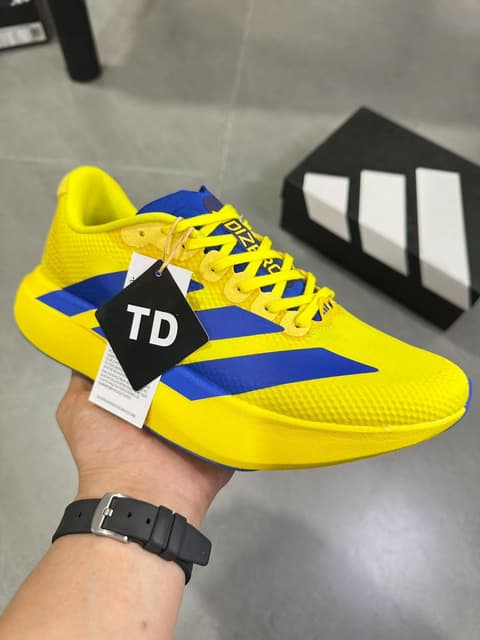 Adidas · Style 044