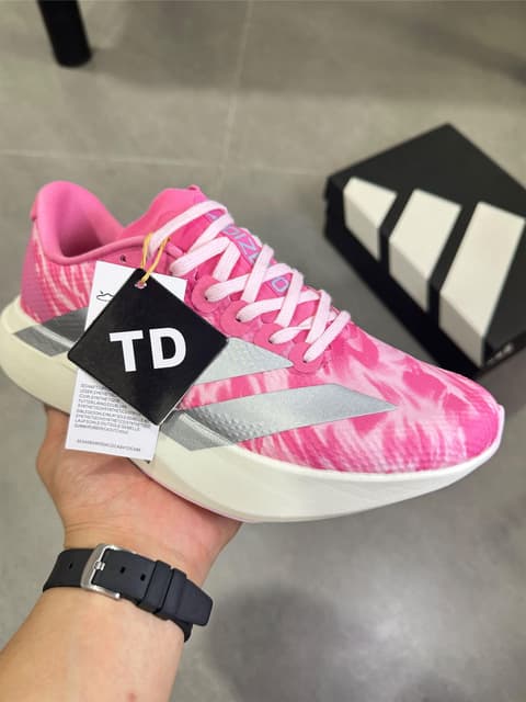 Adidas · Style 054