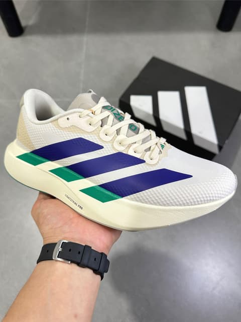 Adidas · Style 059