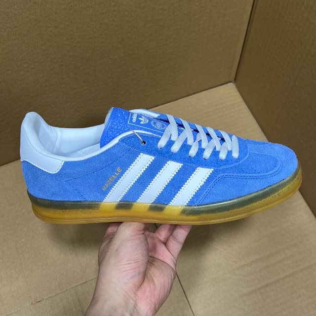 Adidas · Style 065