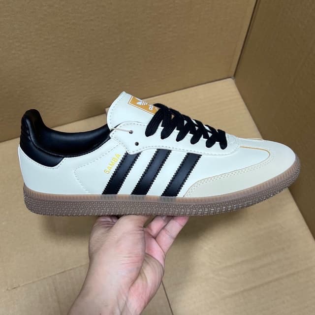 Adidas · Style 066