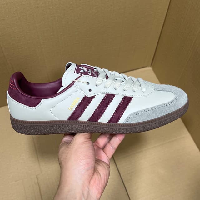 Adidas · Style 081