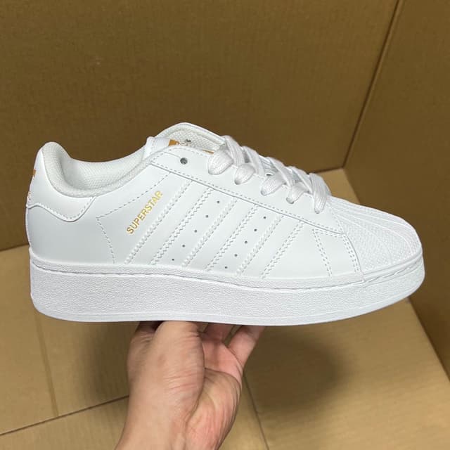 Adidas · Style 086