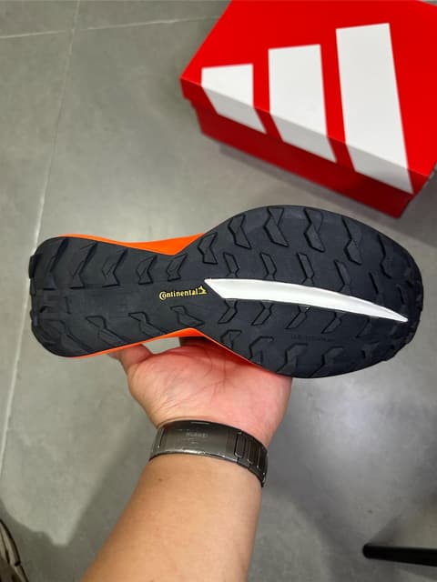 Adidas · Style 122