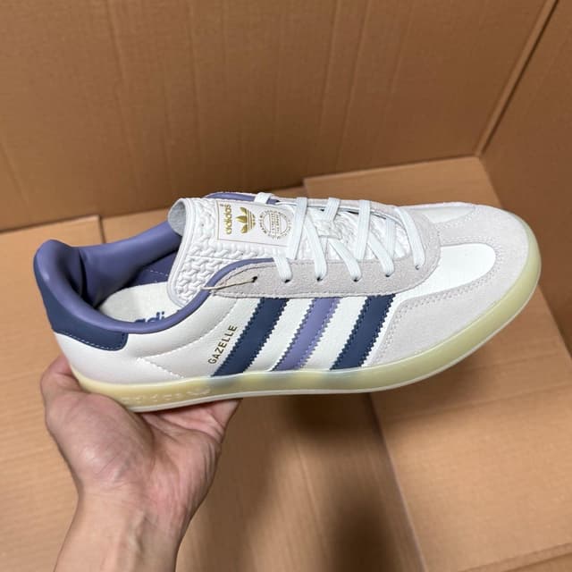 Adidas · Style 128