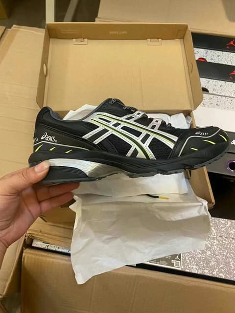 Asics · Style 019