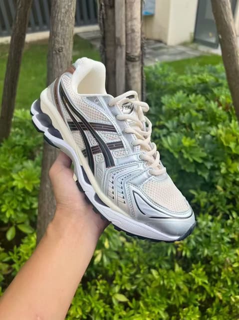 Asics · Style 026