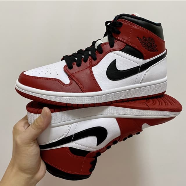 Jordan · Style 022