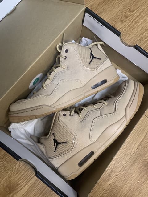 Jordan · Style 065