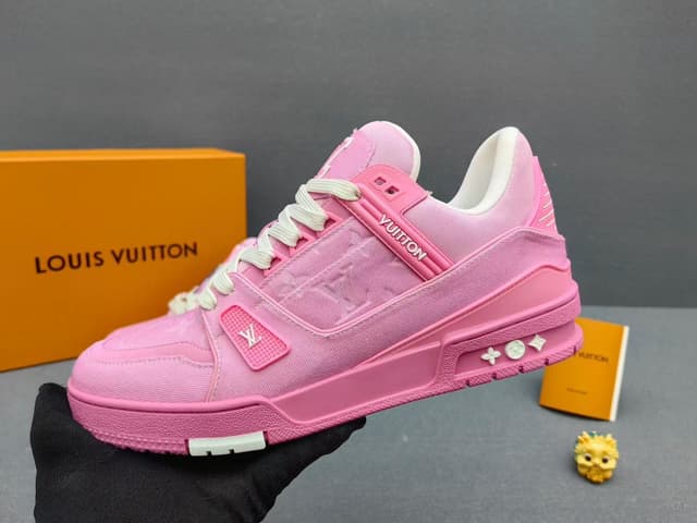 Luxury Brands · Style 062