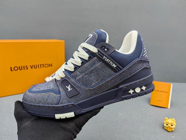 Luxury Brands · Style 063
