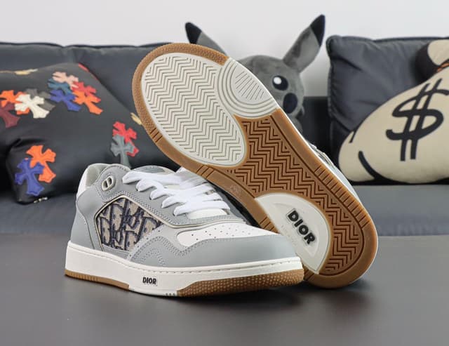 Luxury Brands · Style 092