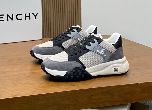 Luxury Brands · Style 095