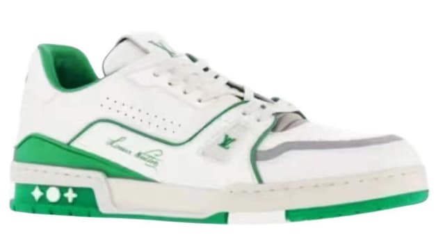 LV · Style 035