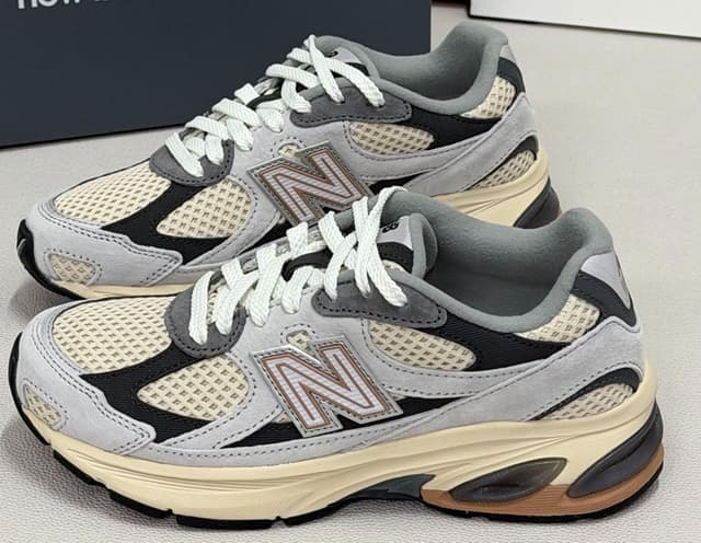 New Balance · Style 010