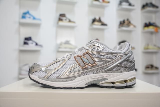 New Balance · Style 060