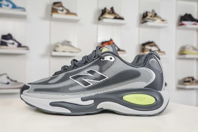 New Balance · Style 077