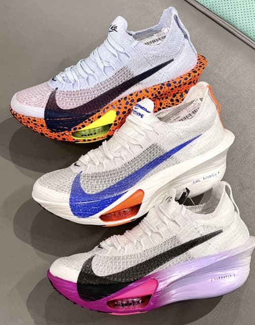 Nike · Style 006