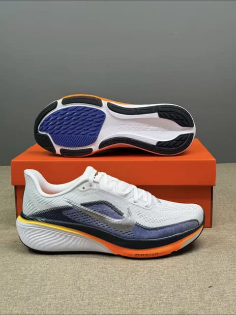 Nike · Style 038