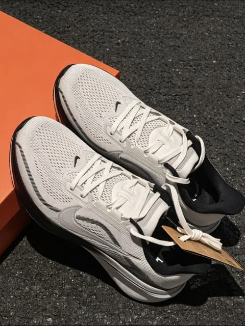 Nike · Style 040
