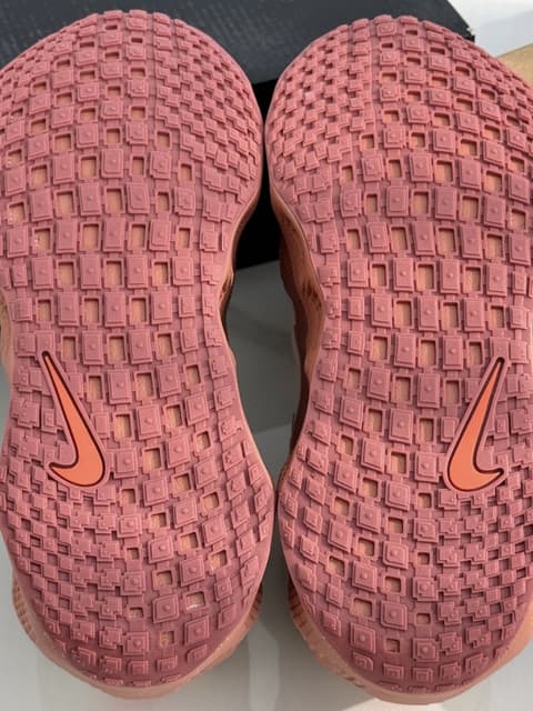 Nike · Style 054