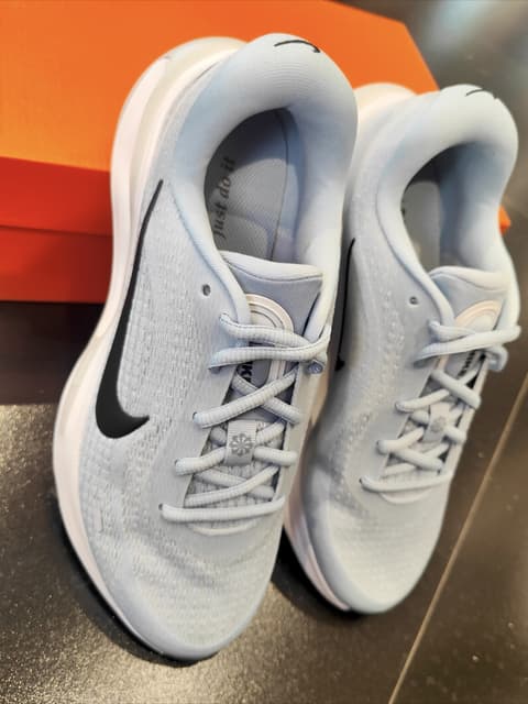 Nike · Style 060